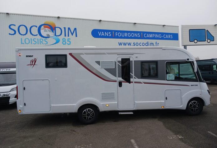 Socodim Loisirs 85 RAPIDO 896 F 99450 (3)