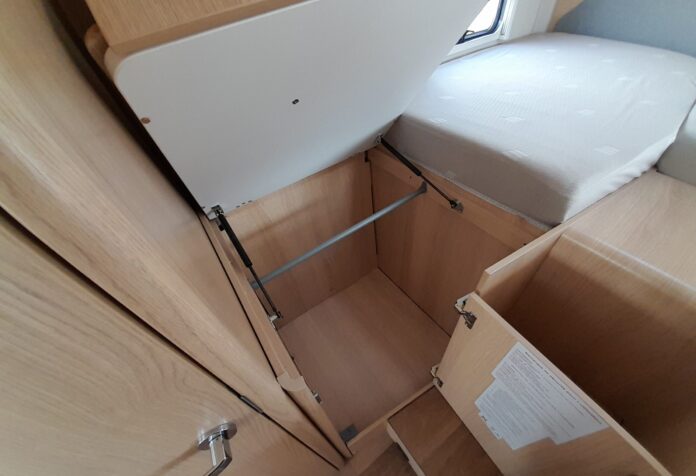 Hymer B MC I 680 Socodim Loisirs Rezé (14)