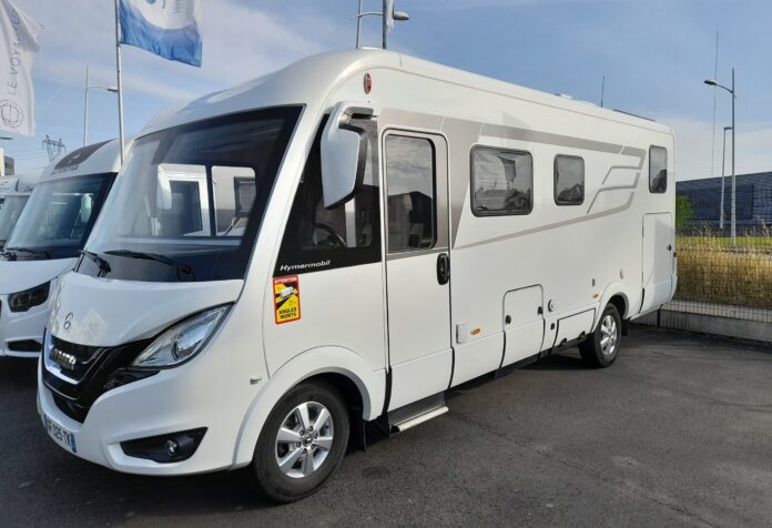 Hymer B MC I 680 Socodim Loisirs Rezé (2)