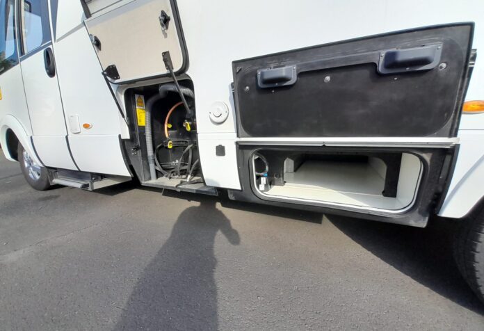 Hymer B MC I 680 Socodim Loisirs Rezé (6)