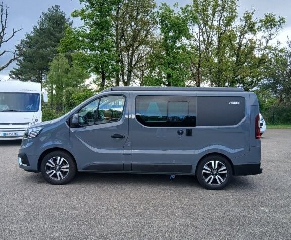 PILOTE Campervan 500 BF Vendée Loisirs 85 (4)