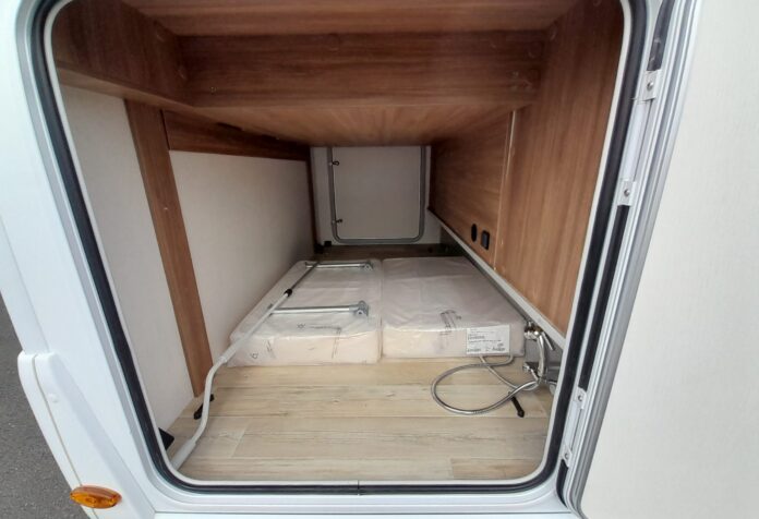 Pilote P 740 FC Essentiel Socodim Loisirs Rezé (5)