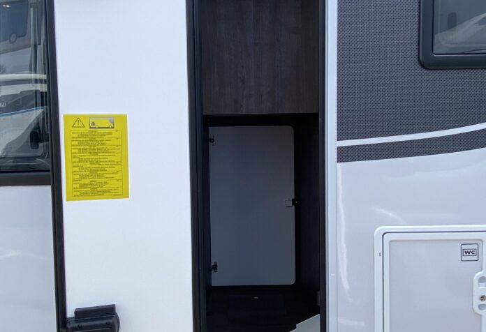 Socodim Loisirs 85 Benimar T481 NKP GW 774 QV (24)