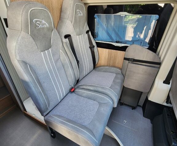 shine600 le gris (38)